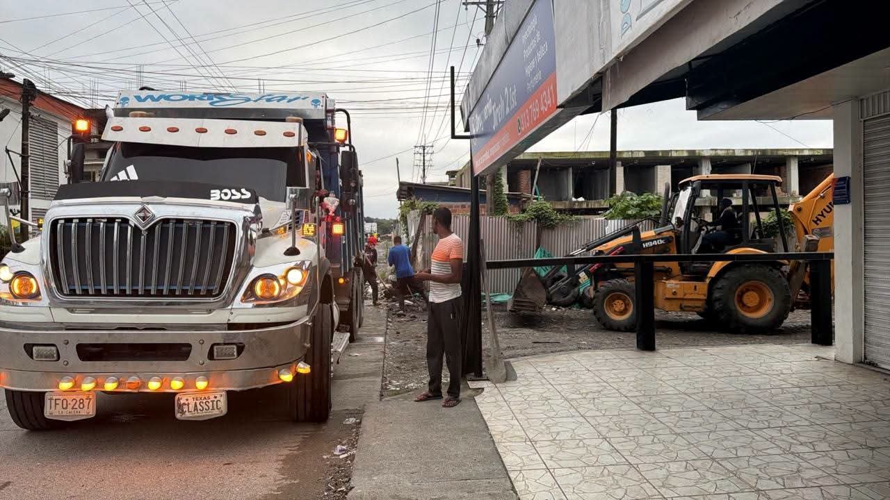 ISTMNA HACE HASTA LO IMPOSIBLE POR RECUPERAR EL AMBIENTE EN TEMAS DE RECOLECCIÓN DE RESIDUOS